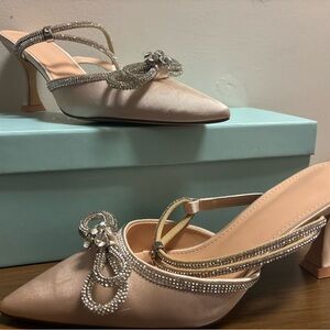 Gorgeous heels! Worn once.